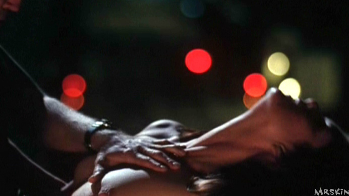 Rachel Hunter Nude in Two Shades of Blue. Breasts, brunette, couple. 561598