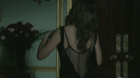 Elizabeth Hurley in The Royals (2015-2018) Underwear Brunette Exposed Back 759984