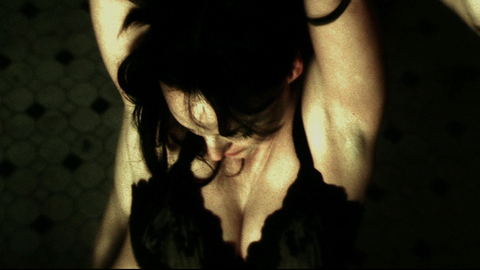 Sexiest Scenes of Agatha Sparrow / Fabrizia from The Number 23. Underwear, SFW, arms above shoulders. 681773