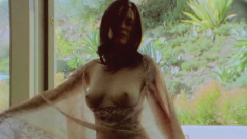 Rose McGowan in Wild Rose (2013) Breasts Breasts Brunette 732010