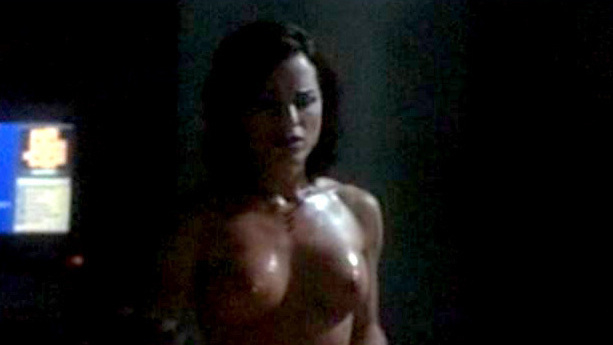 Kristin Minter Naked in Savage. Breasts, big breasts, brunette. 548809