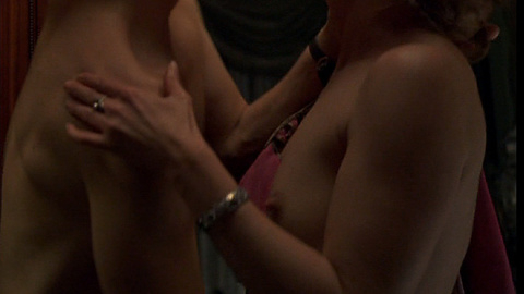 Gretchen Mol Nude as Gillian Darmody. Breasts, brunette, left breast. 702296