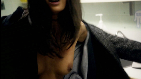 Thandiwe Newton Naked in Rogue. Breasts, Black, brunette. 725905