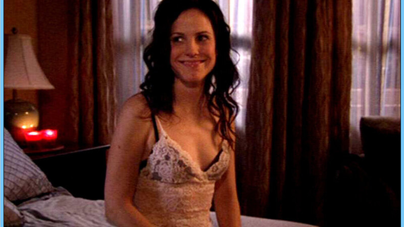 Hottest Nancy Botwin Scenes. Underwear, SFW, bedroom. 662817