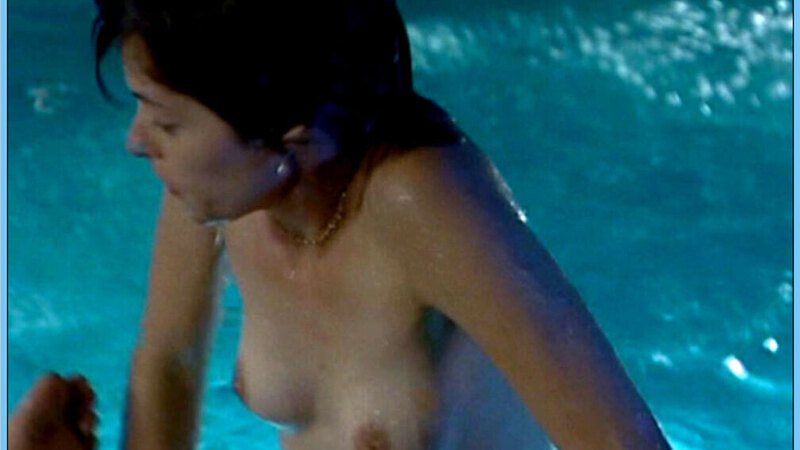 Parker Posey Naked in The Anniversary Party. Breasts, black hair, hard nipples. 578149