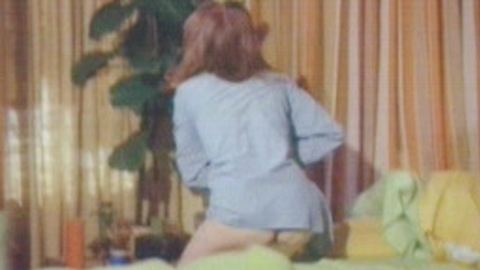 Stefanie Powers in The Invisible Strangler (1976) Butt Back Exposed Bottomless 550617