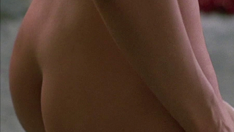 Kelly Preston Nude as Marilyn McCauley. Butt, close up, nude. 806492