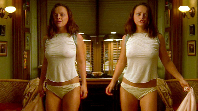 Sexiest Scenes of Amanda Chase from Anything Else. Underwear, SFW, brunette. 582995