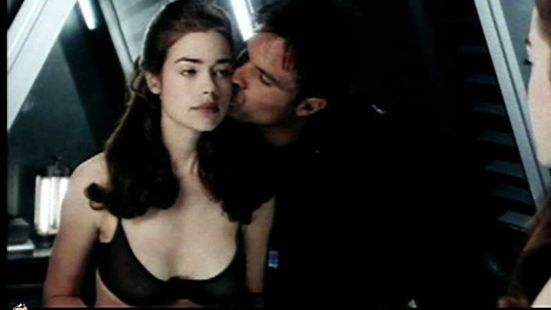 Sexiest Scenes of Carmen Ibañez from Starship Troopers. Underwear, SFW, black bra. 668369