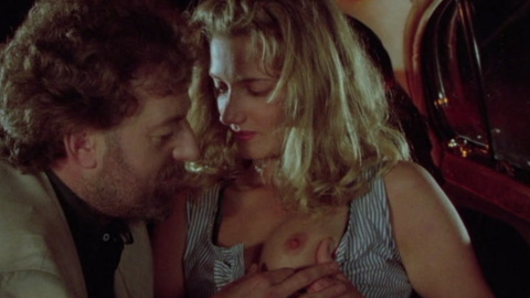 Joely Richardson Nude in Drowning by Numbers. Breasts, car, in car. 989152
