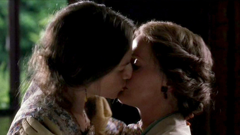 The Hours's Sexiest Scenes with Miranda Richardson. Sexy, Lesbian, brunette, kissing. 617124