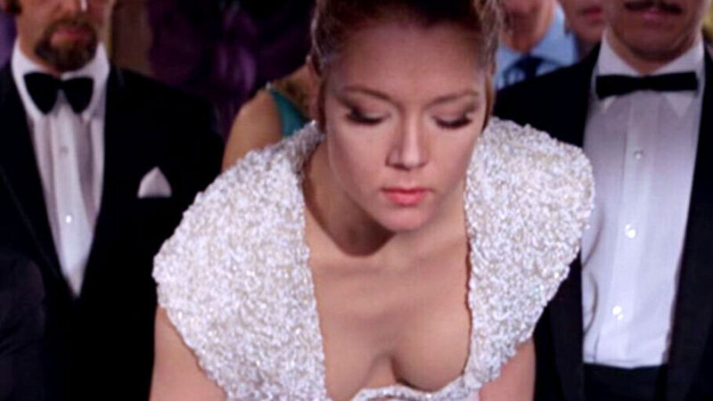 Sexiest Tracy Di Vicenzo Scenes. Sexy, SFW, brunette. 569614