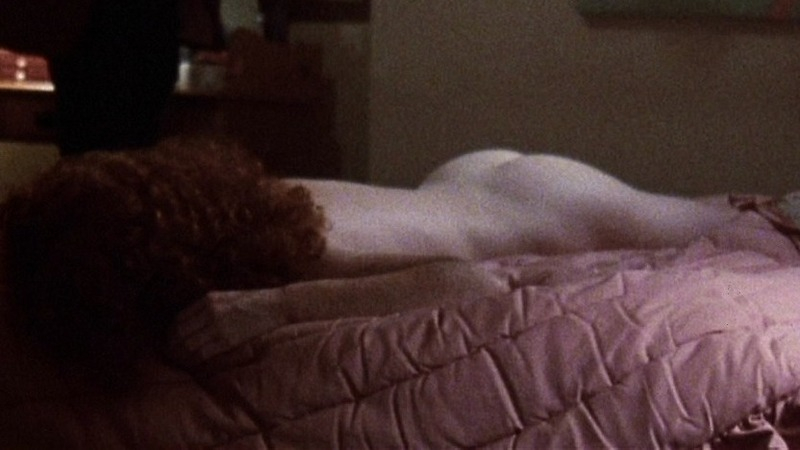 Jamie Rose Naked as Melanie Silber. Butt, being photographed, curly hair. 741591