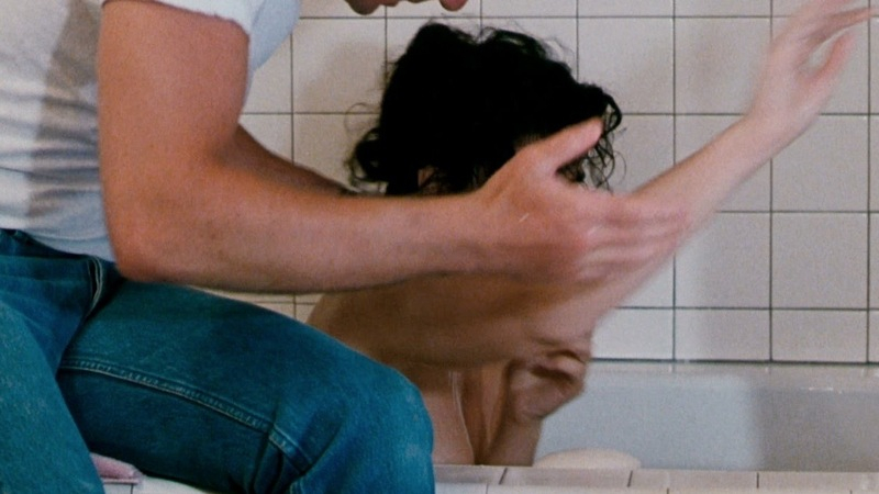 Annabella Sciorra Naked in Internal Affairs. Breasts, Sexy, bathtub, couple. 730345