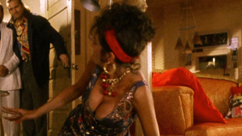 Sexiest Mercedes Ruehl Scene in The Fisher King. Sexy, SFW, black hair. 705325