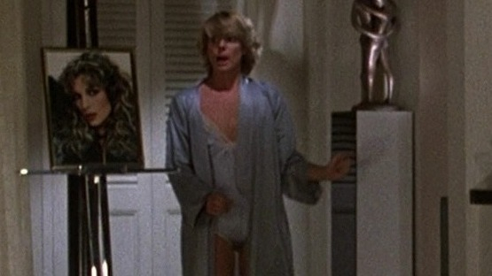 Sexiest Susan Saint James Scene in Love at First Bite. Sexy, Underwear, SFW, bath robe. 755899
