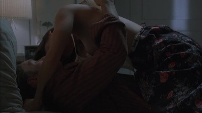 Robin Tunney Naked as Izzy. Breasts, brunette, couple. 630051
