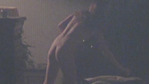 Kathleen Turner in Body Heat (1981) Butt Back Exposed Butt 695176