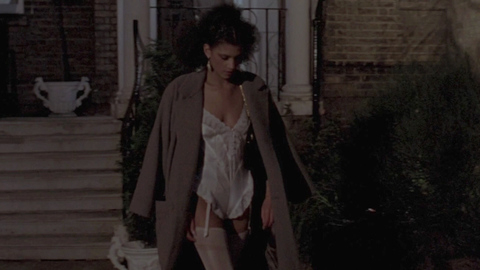Cathy Tyson in Mona Lisa (1986) Sexy Brunette Cleavage 688411