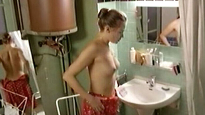 Emmanuelle Seigner Nude as Odile. Breasts, bathroom, nude. 552176