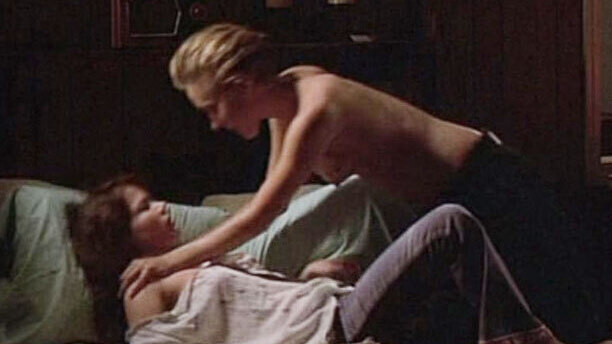 Nudes of Amy from If These Walls Could Talk 2. Breasts, Lesbian, blonde, nude. 559632