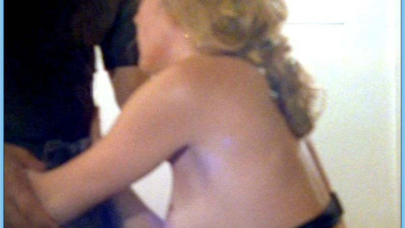 Chloë Sevigny Naked in The Brown Bunny. Breasts, Real Sex, couple, hard nipples. 666547