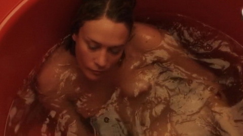 Chloë Sevigny Nude as Emma. Breasts, bathtub, circular bathtub. 735422