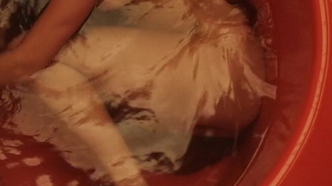 Emma from The Wait Naked. Butt, bathtub, breasts. 735431