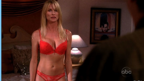 Nicollette Sheridan in Desperate Housewives (2004-2011) Underwear Blonde Cleavage 661359