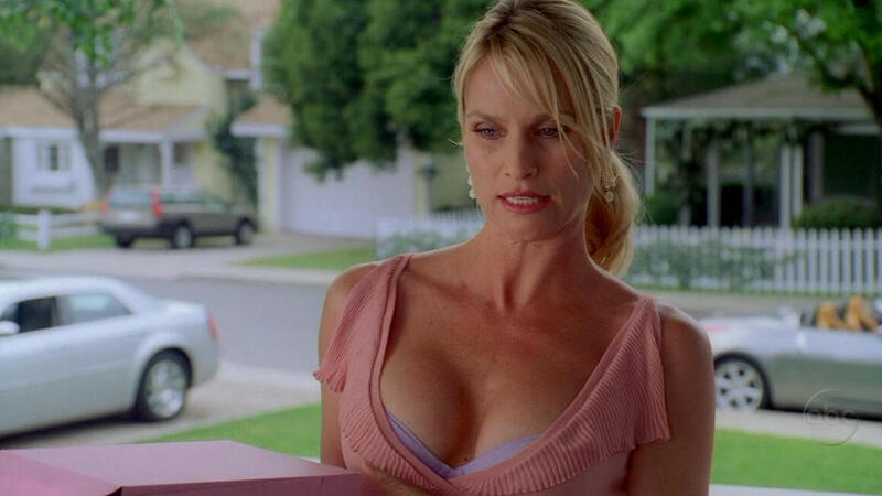 Desperate Housewives's Sexiest Scenes with Nicollette Sheridan. Sexy, SFW, cleavage. 661326
