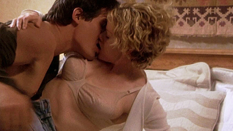 Elisabeth Shue in Hollow Man (2000) Underwear Bed Blonde 718015