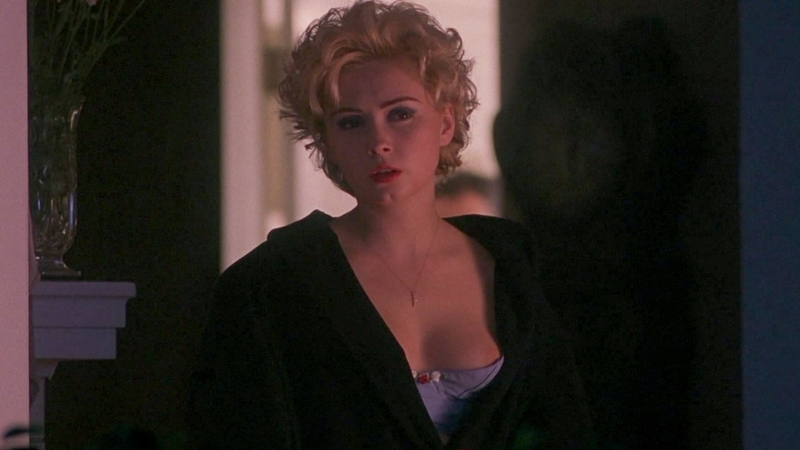 Nudes of Blue McDonald from Wild Orchid 2. Breasts, blonde, curly hair. 539544