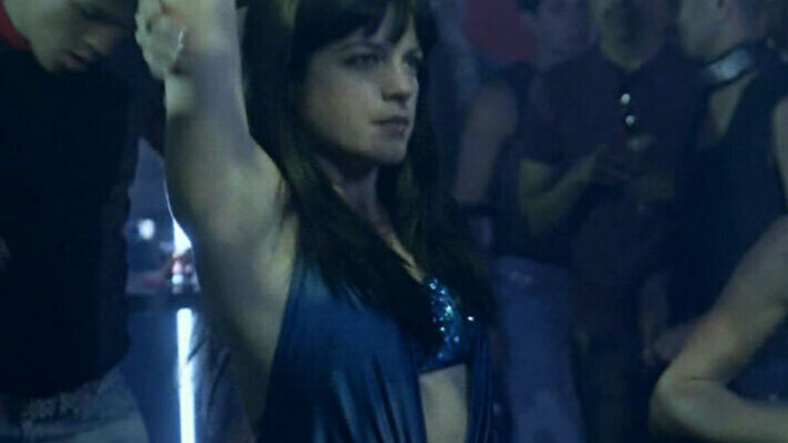Sexiest Selma Blair Scene in Kath & Kim. Sexy, SFW, arm raised. 666013