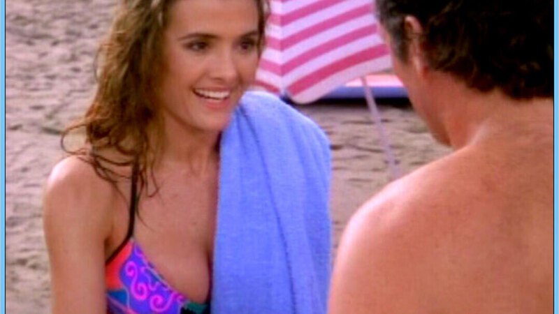 Sexiest Fabiana Udenio Scene in Baywatch. Bikini, SFW, beach. 653095