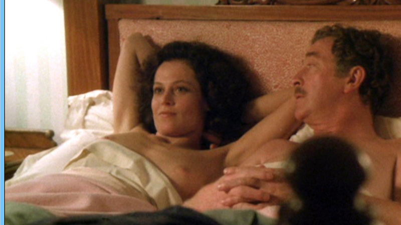 Sigourney Weaver Nude as Dr. Lauren Slaughter. Breasts, brunette, couple in bed. 554744