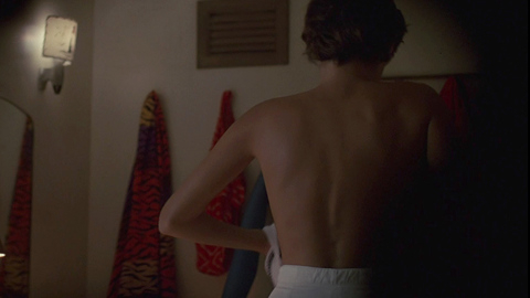 Tahnee Welch in Cocoon (1985) Sexy Back Exposed Brunette 683289
