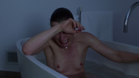 Nudes of Christina Weiss from Maps to the Stars. Breasts, bathtub, brunette. 761778