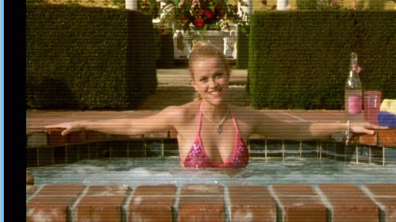 Sexiest Scenes of Elle Woods from Legally Blonde. Bikini, blonde, cleavage. 589085