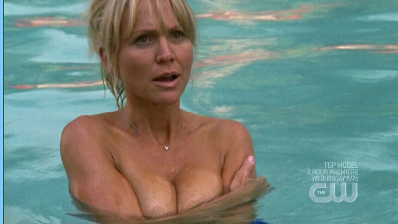 Hottest Barbara Alyn Woods Scene in One Tree Hill. Sexy, blonde, cleavage. 661982