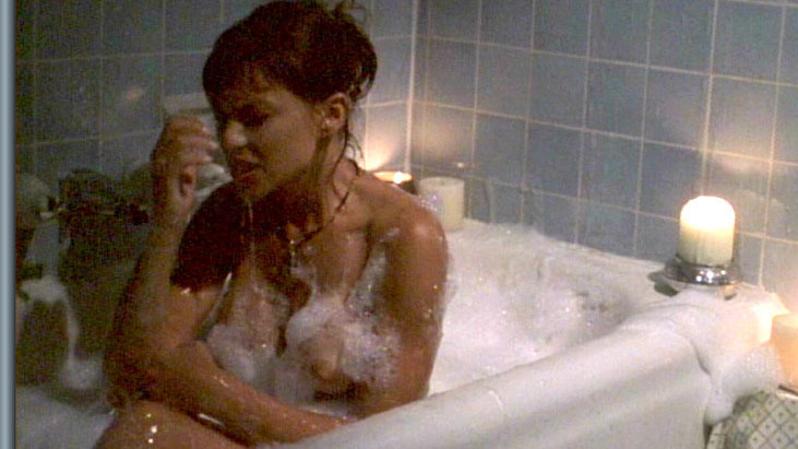 Kari Wuhrer Naked in Kate's Addiction. Breasts, Thong, bathtub, brunette. 559441