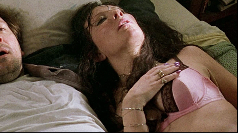 Sexiest Cate Blanchett Scene in The Shipping News. Underwear, SFW, bed. 724291