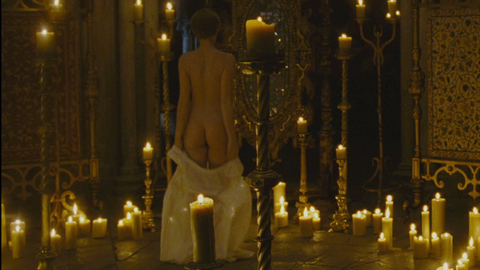 Cate Blanchett in Elizabeth: The Golden Age (2007) Butt Body Double Back Exposed Body Double 684880