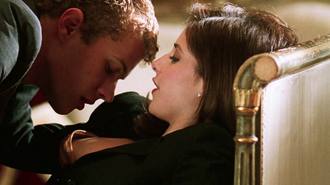 Sexiest Sarah Michelle Gellar Scene in Cruel Intentions. Sexy, SFW, brunette. 717205