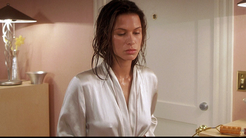 Rhona Mitra in Hollow Man (2000) Sexy Brunette Hard Nipples 718023