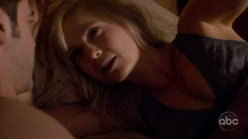 Sexiest Scenes of Zoe Barnes from Defying Gravity. Underwear, SFW, blonde. 674141