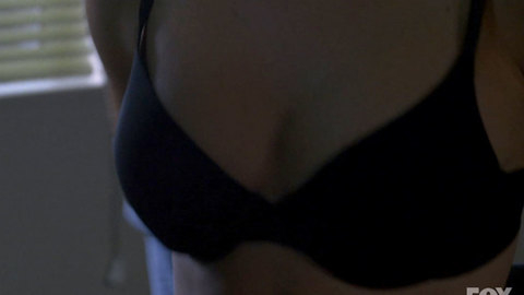 Sexiest Scenes of Gretchen Morgan from Prison Break. Underwear, SFW, black bra. 662759