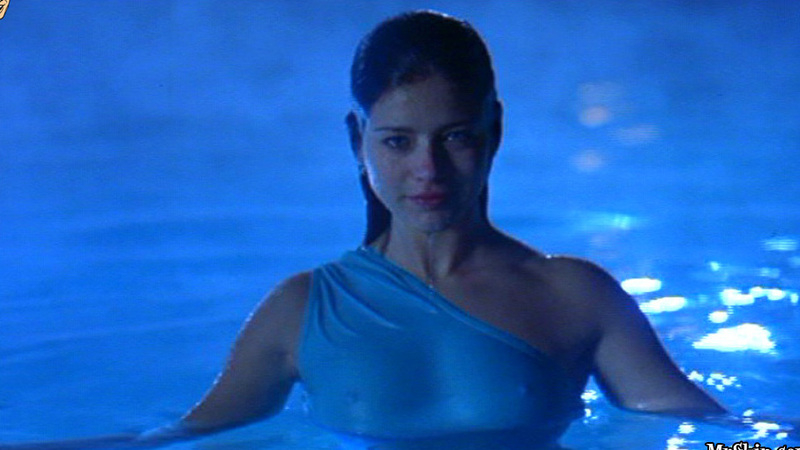 Sexiest Charlotte Ayanna Scene in Jawbreaker. Sexy, black hair, in water. 556153