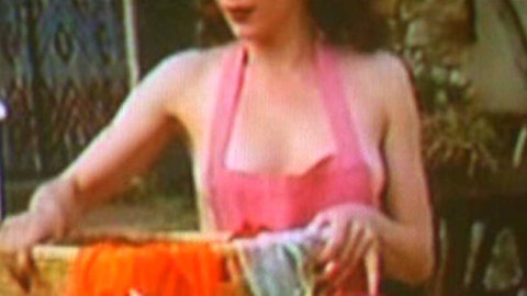 Julie Depardieu in Bienvenue au gîte (2003) Breasts Thong Breasts Brunette 549389