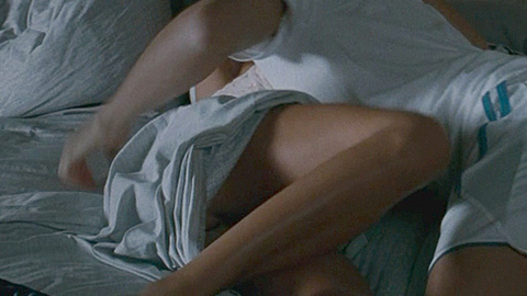 Jessica Alba in Valentine's Day (2010) Underwear Couple In Bed Kissing 684835
