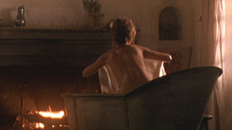 Hottest Mena Suvari Scene in The Musketeer. Sexy, back exposed, bathtub. 597008